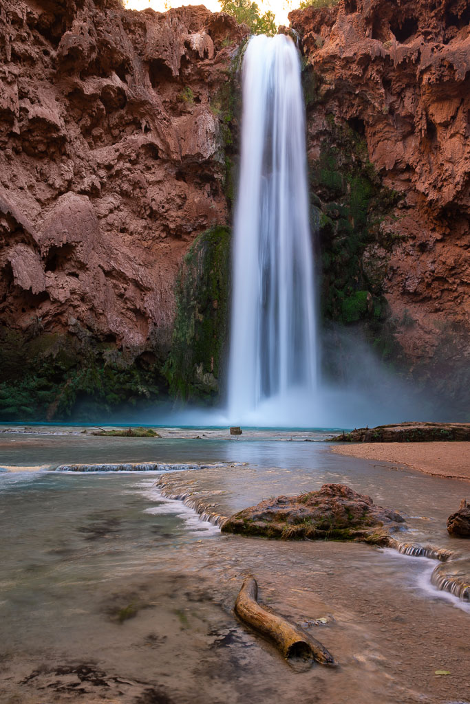 Mooney Falls Havasupai from the bottom.