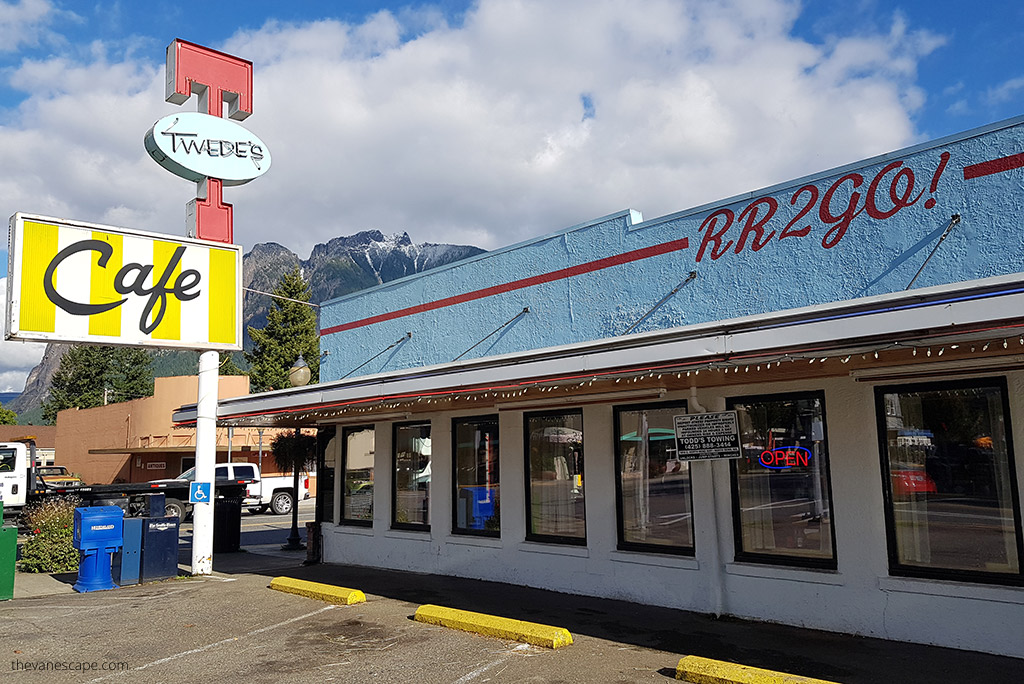 Double R Diner from Twin Peaks.