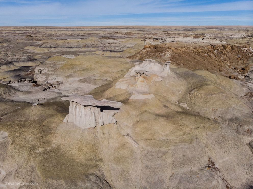 Hiking The Bisti/De-Na-Zin Wilderness New Mexico - The Van Escape