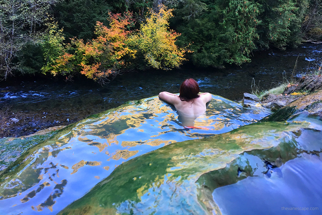 Agnes Stabinska, the author, is soaking in Umpqua Hot Springs and admiring views.