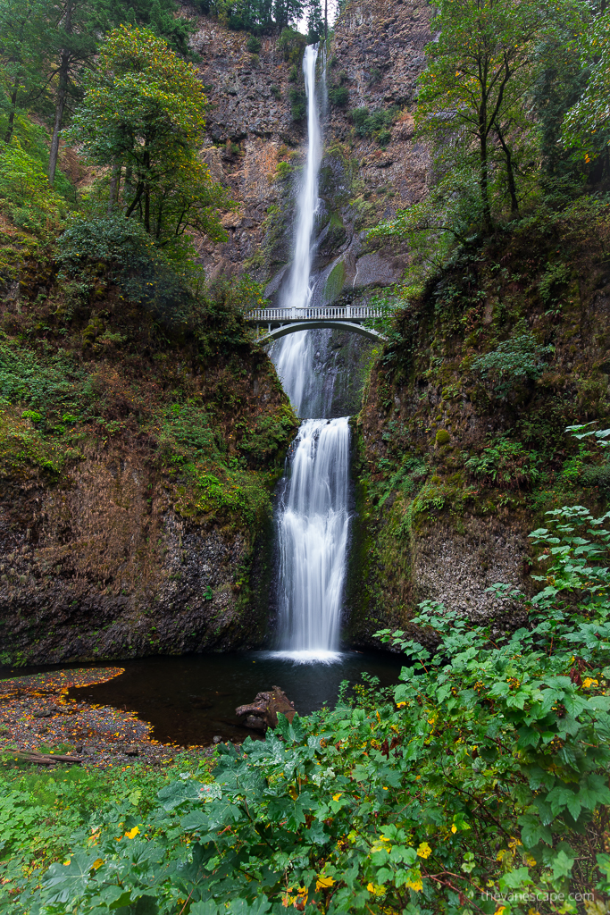 oregon road trip itinerary - Multnomah Falls