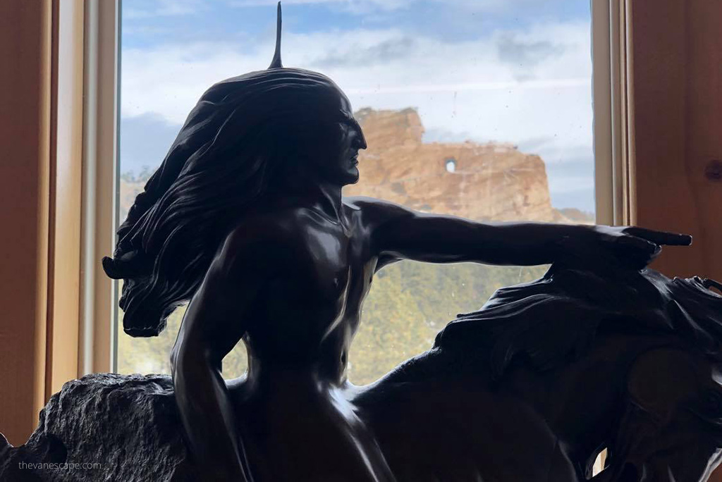 bronze statue of Crazy Horse Memorial 