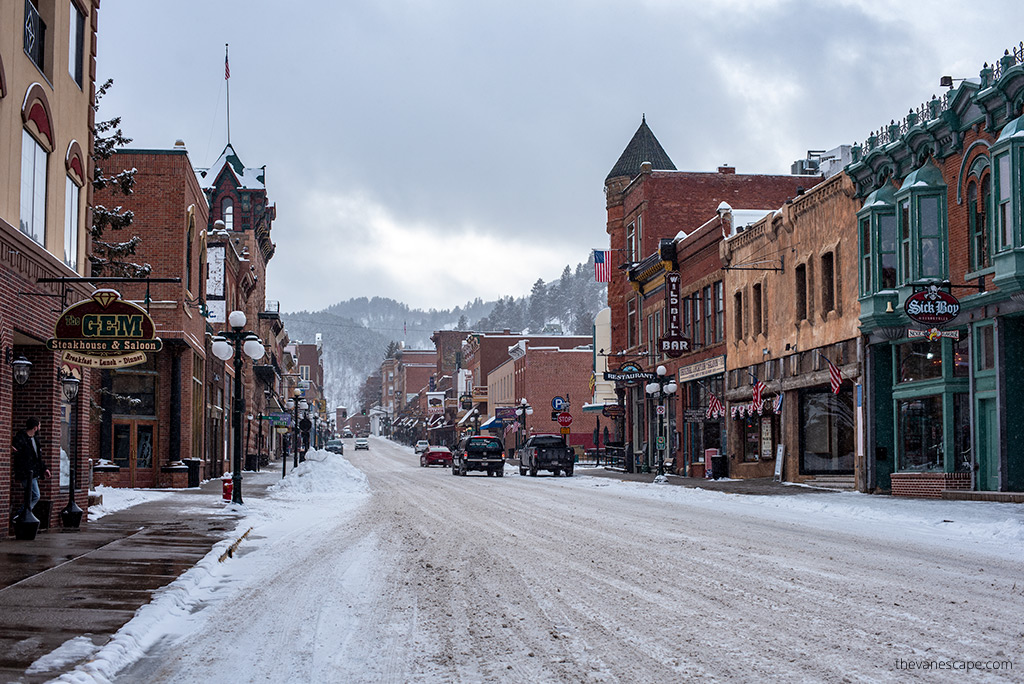 Lodging near Mount Rushmore in Deadwood