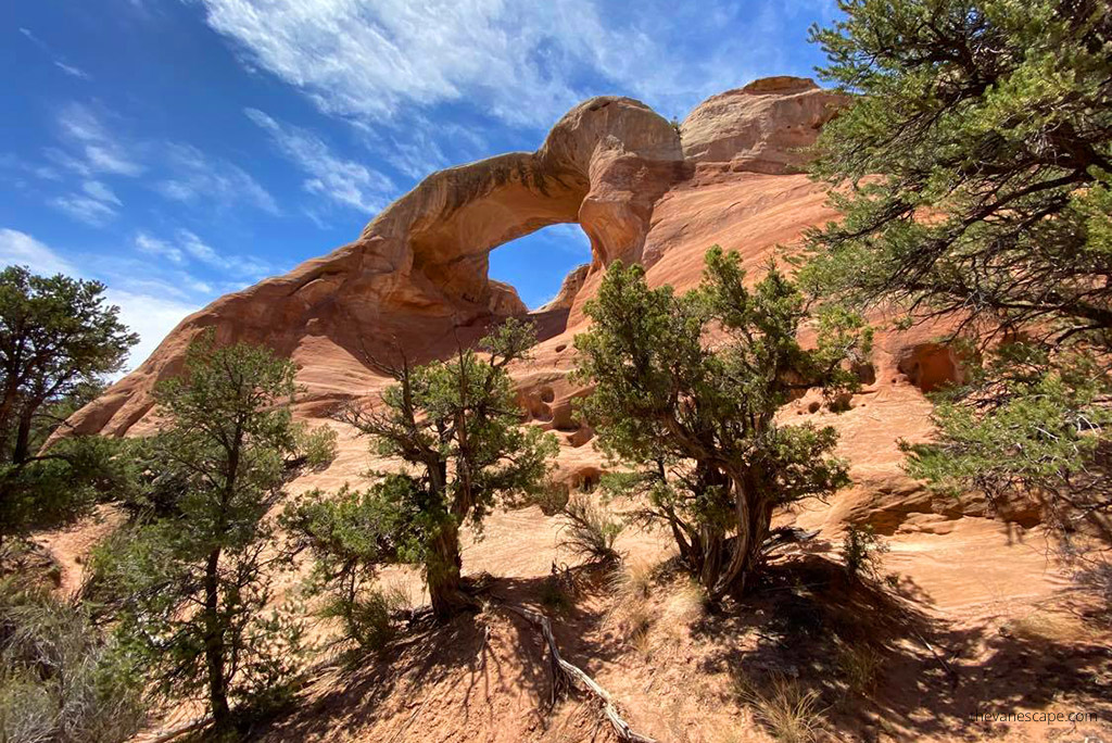 Rattlesnake area the arch view from the bottom