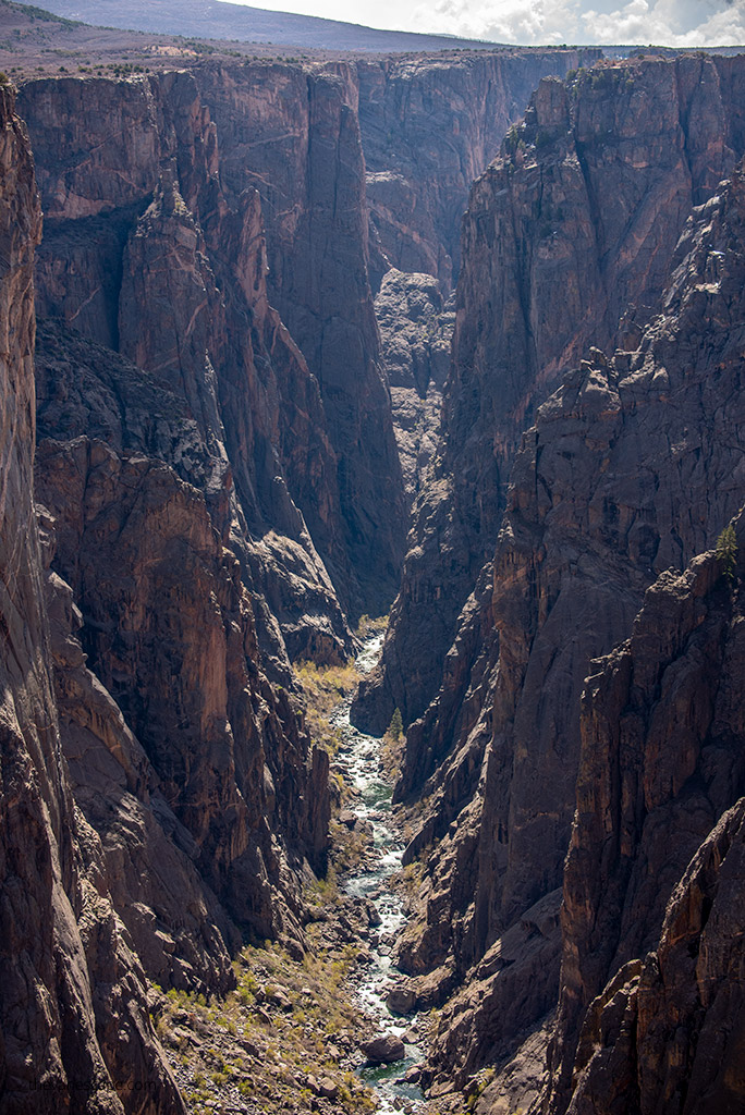 the view of the deep canyon and the river in the bottom from the Exclamation Point.