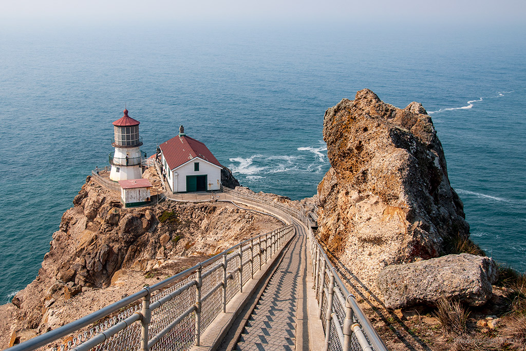  Point Reyes Lighthouse.