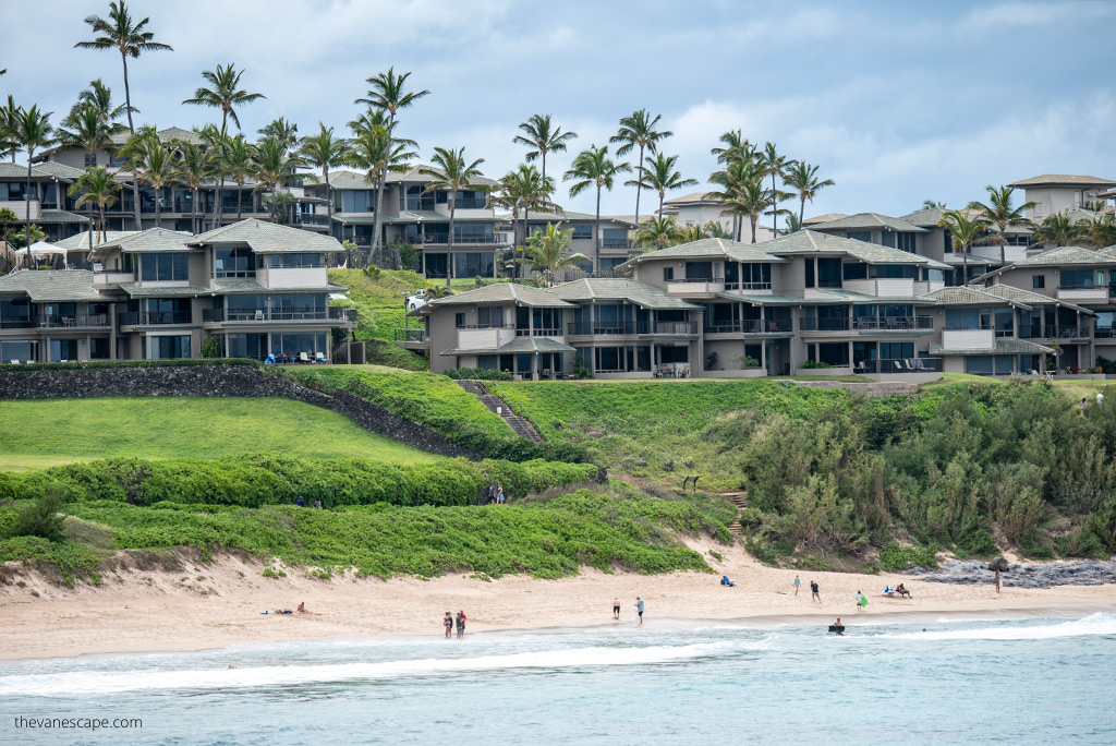 stunning hotel with palms and sandy beaches on Maui.