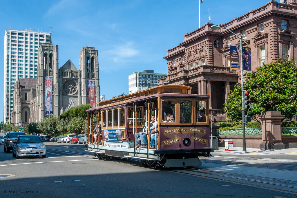 cable car in  San Francisco