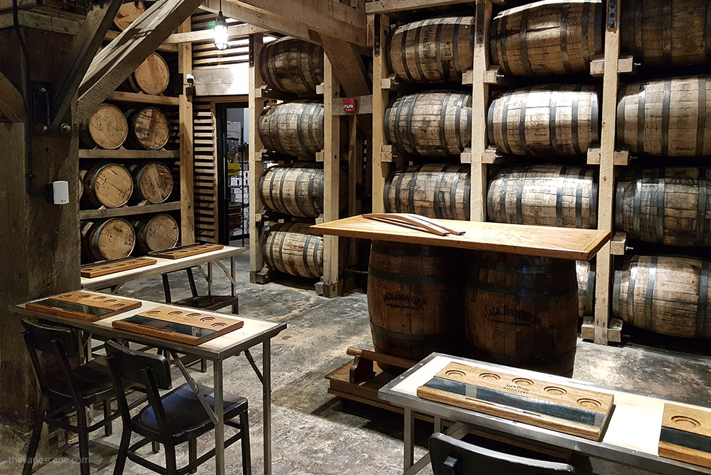 Jack Daniel's Distillery in Lynchburg: tour from Nashville