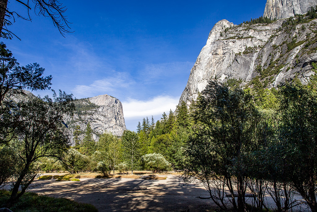 hiking trail in yosemite valley