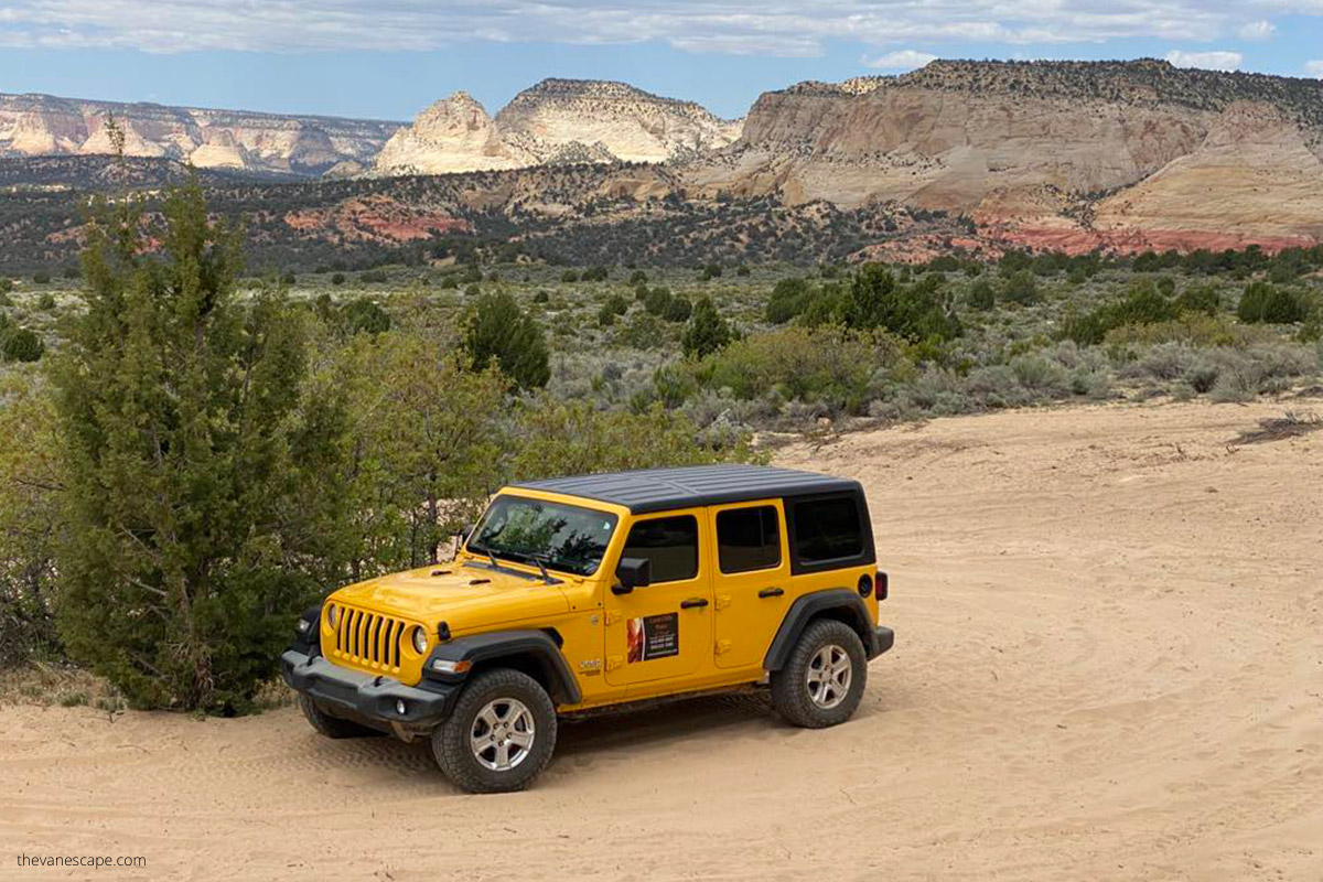 Great Chamber Tour from Kanab: our yellow jeep with our guide inside.