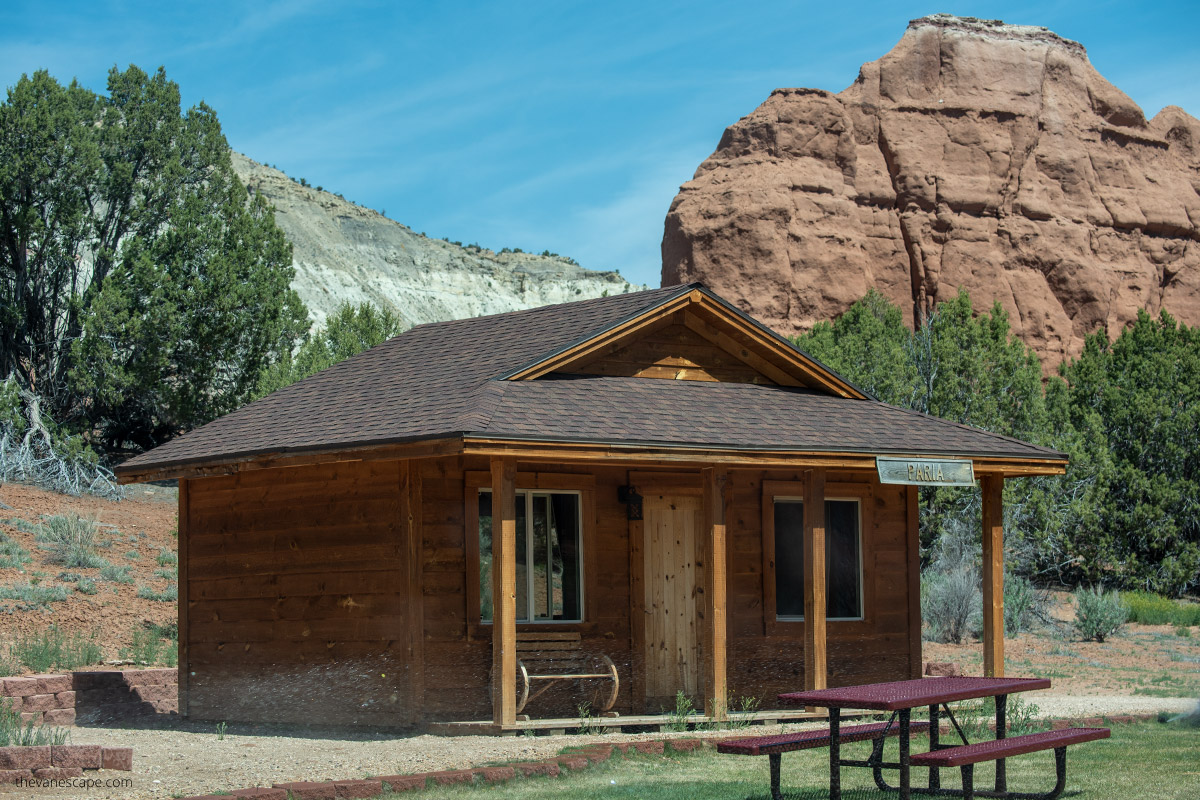 Bunkhouses in Kodachrome.