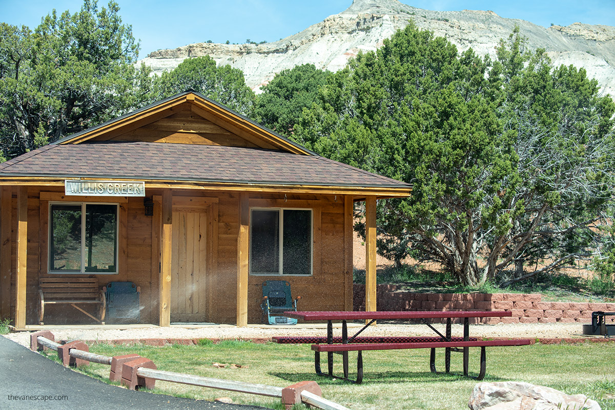 Bunkhouses in Kodachrome.