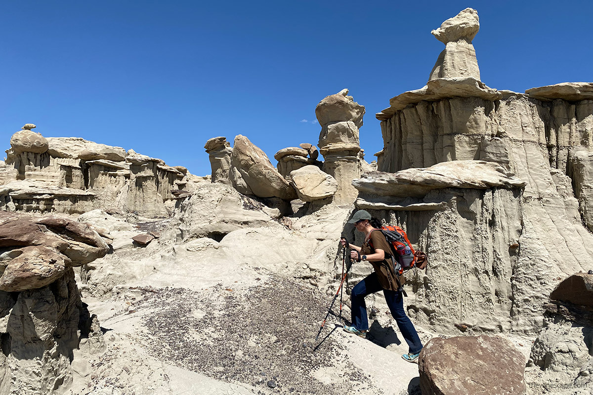 Agnes Stabinska, the author and co-owner of the Van Escape blog is hiking Valley of Dreams Loop.