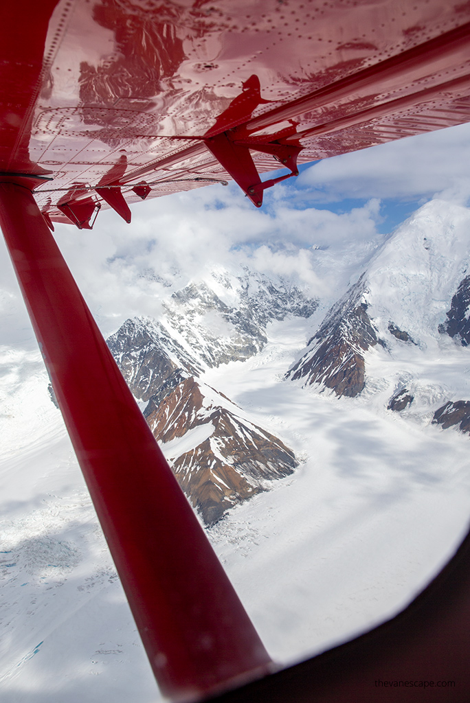 scenic flight over Denali glacier view