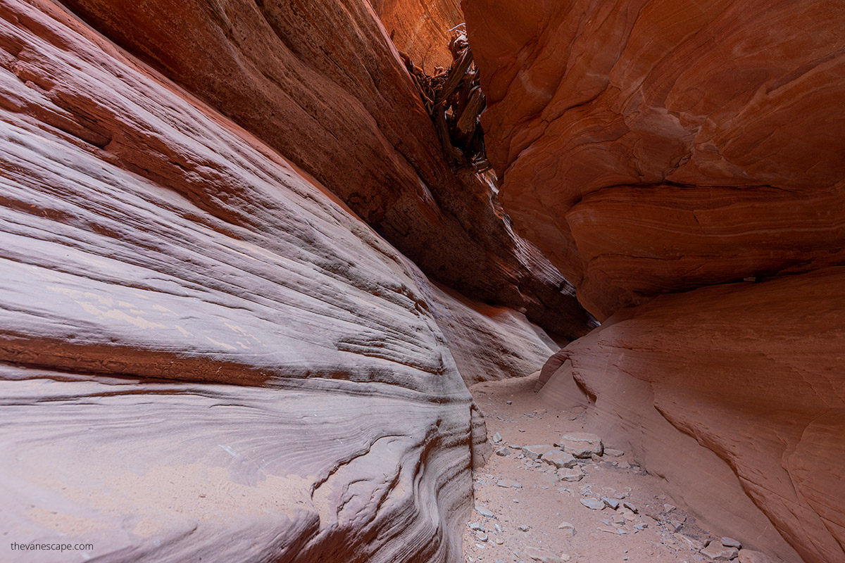 Peekaboo Canyon in Kanab