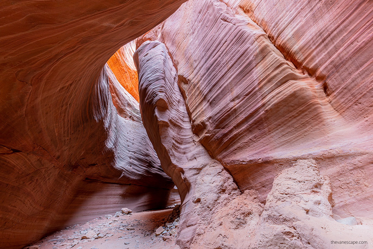 red walls of Peekaboo Canyon in Kanab