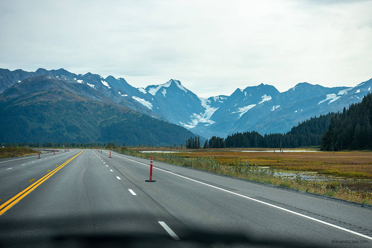 scenic road from Anchorage to Seward