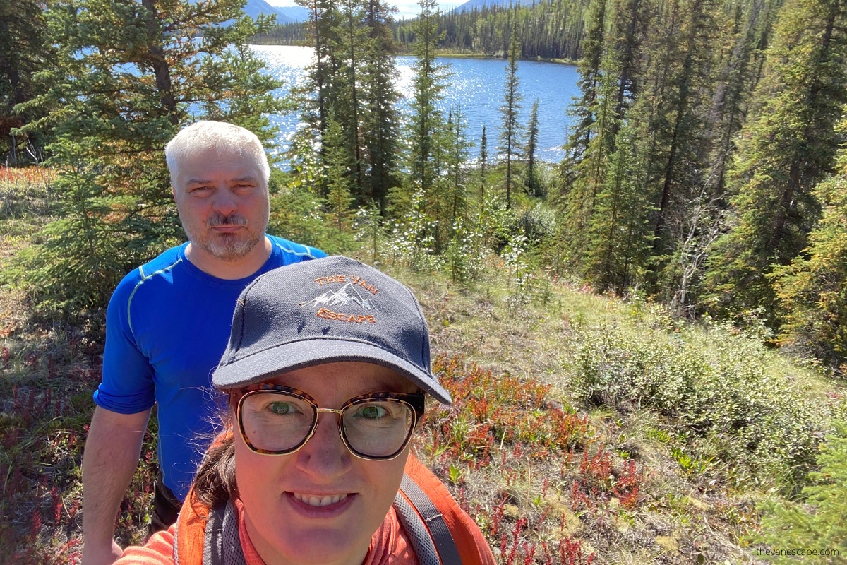 Agnes and Chris hiking in the gates of the arctic national park.