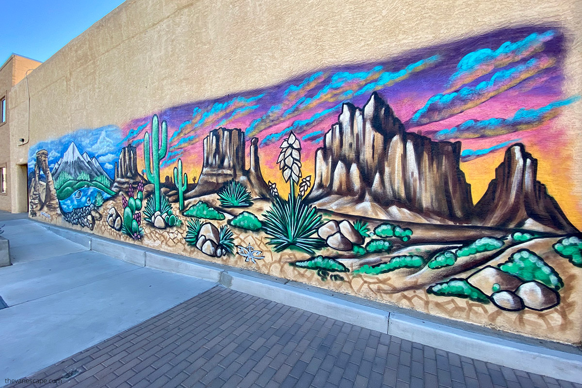 murals in Farmington